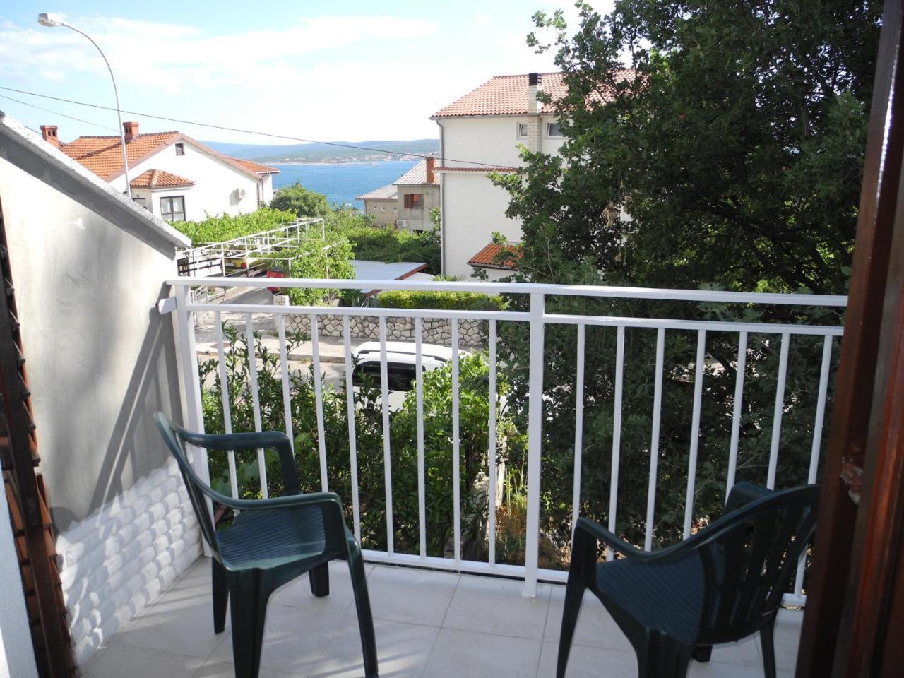 Apartments Nives Crikvenica Exterior foto